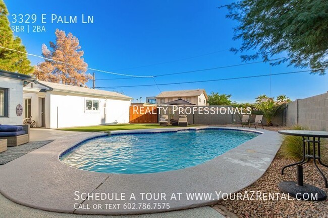 Building Photo - 3 Bedroom 2 Bath Home with Private Pool & ...