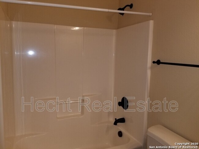 Building Photo - 1027 Brown Rock Dr