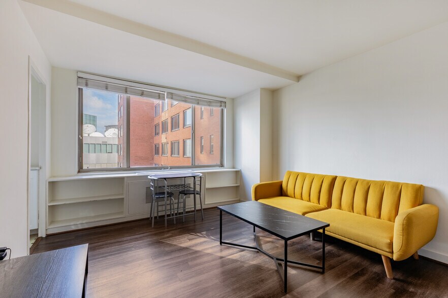 Building Photo - 1121 ARLINGTON