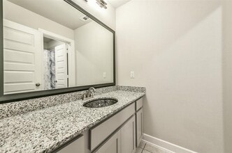 Building Photo - 16526 Whiteoak Canyon Dr