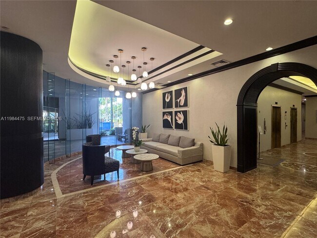 Building Photo - 3610 Yacht Club Dr