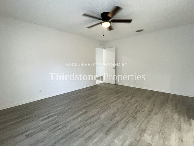Building Photo - 7897 118th St