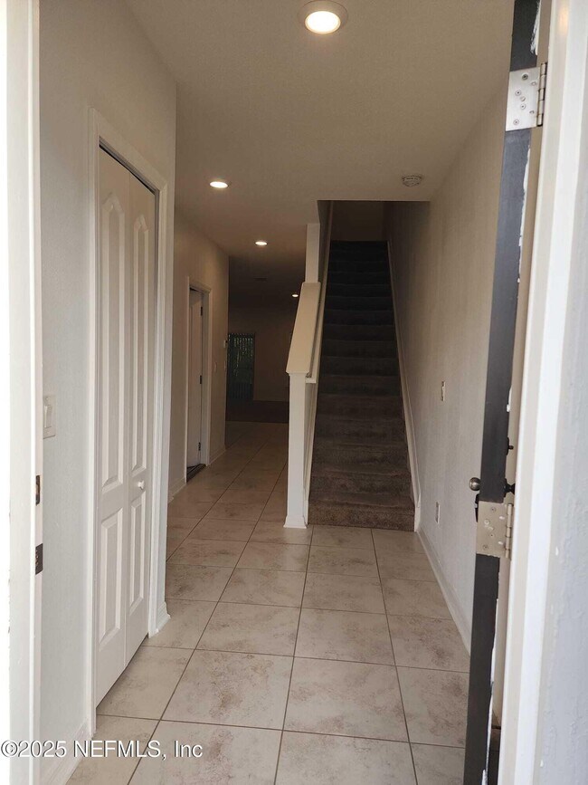 Building Photo - 10531 Maidstone Cove Dr