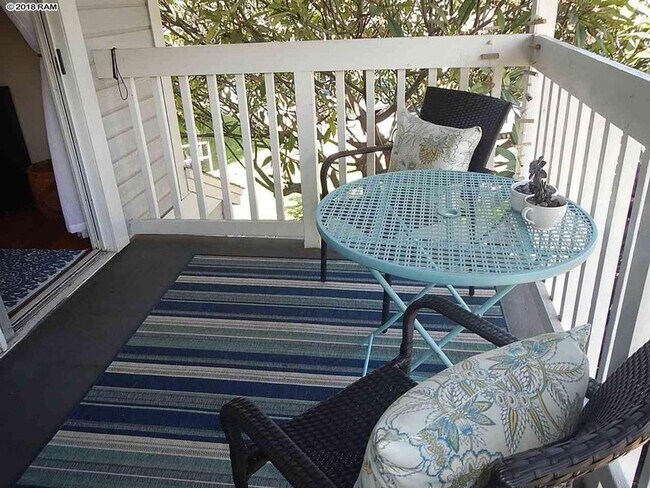 Building Photo - Keonekai Villages upstairs 2 bedroom, 1.5 bathroom unit, with 2 parking spaces
