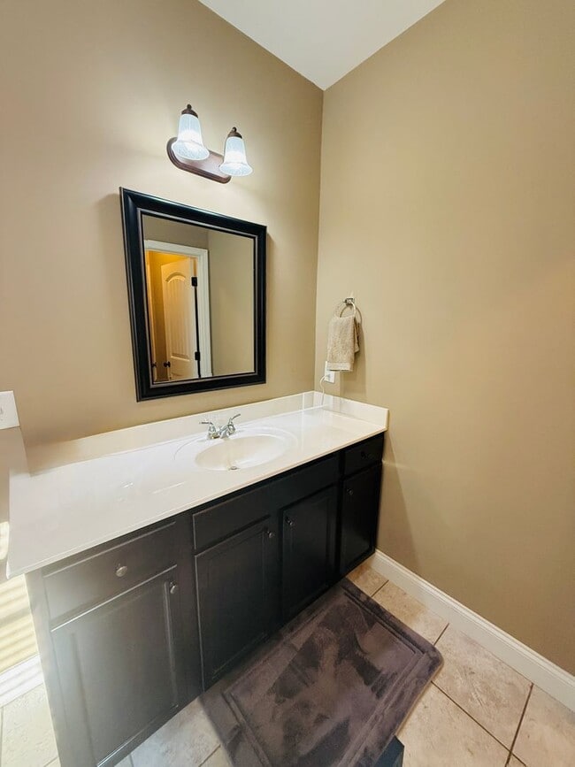 Building Photo - Black Creek Station – Just 8 Minutes from ...