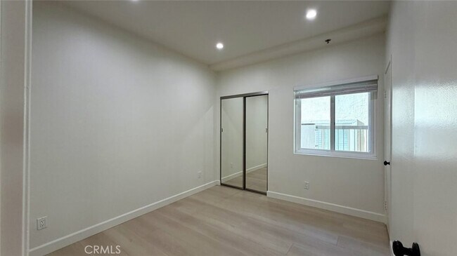 Building Photo - 310 E Providencia Ave