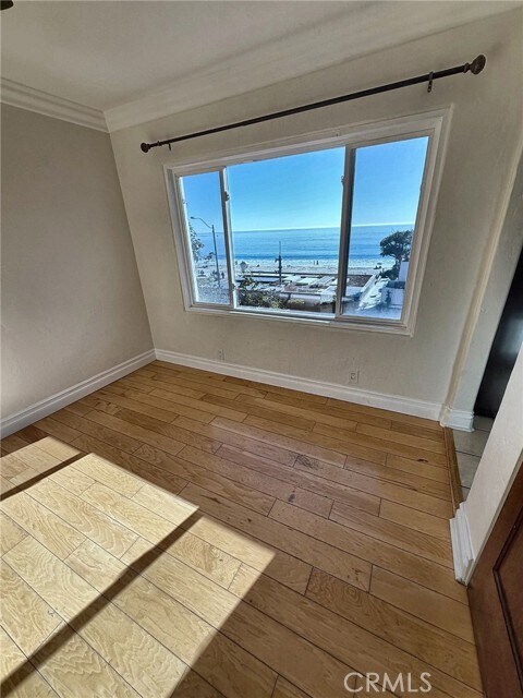 Building Photo - 212 N Coast Hwy