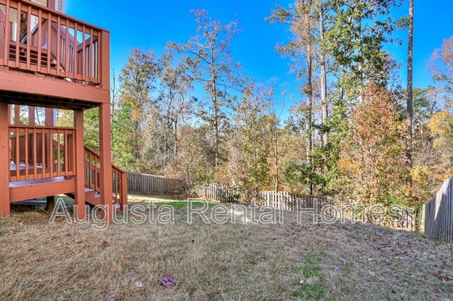 Building Photo - 848 Tyler Woods Dr