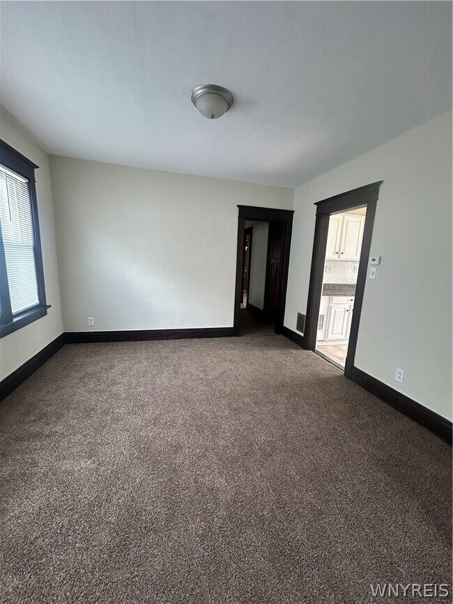 Building Photo - 41 Page St