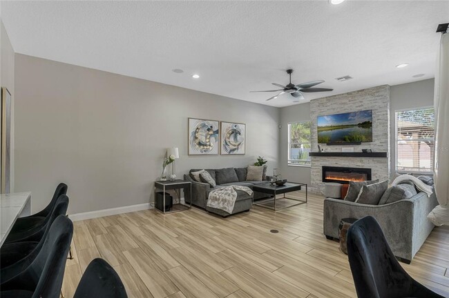 Building Photo - 13333 Zori Ln