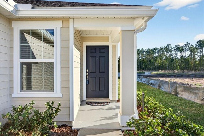 Building Photo - 33 Somerset Ave