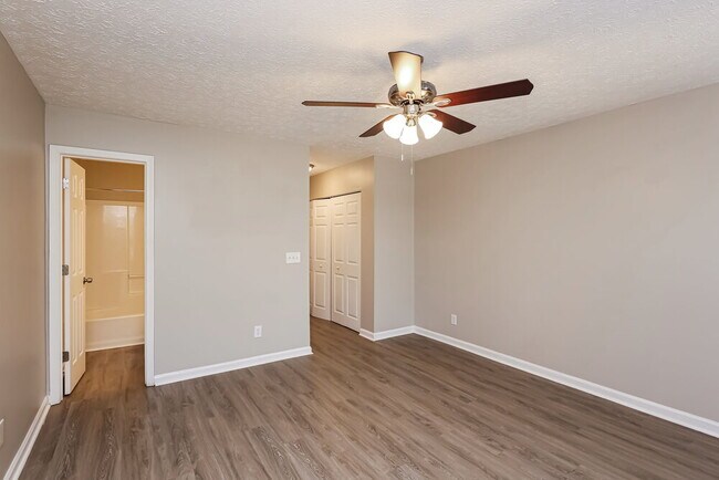 Building Photo - 307 Paxton Ct