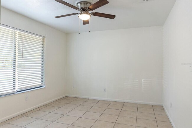 Building Photo - 1031 SW 61st St