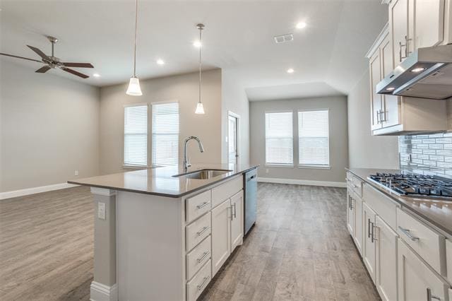 Building Photo - 2217 Redwing Dr