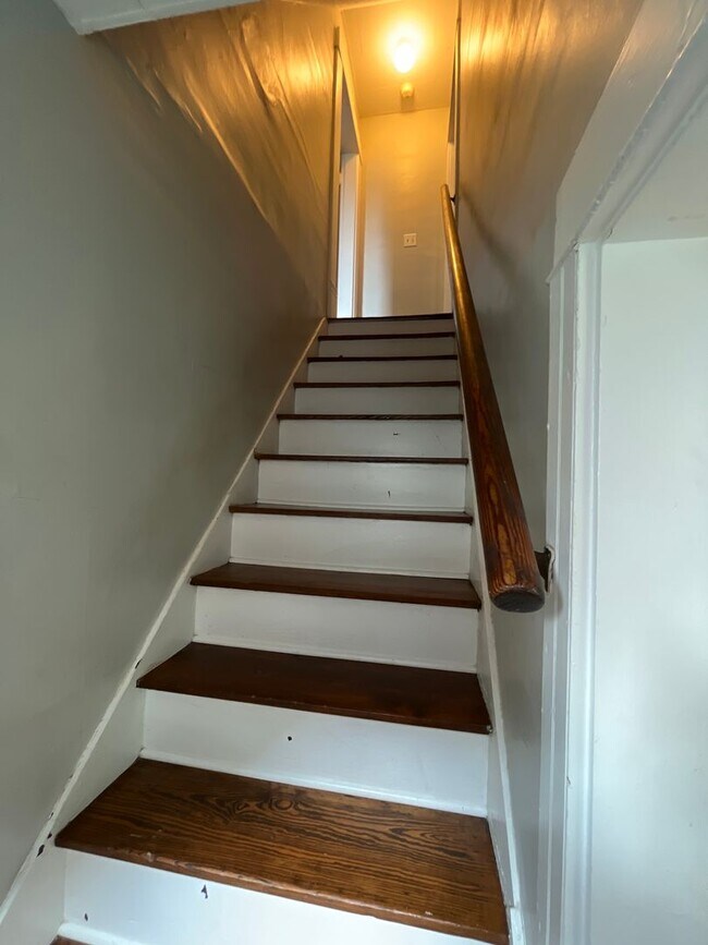 Building Photo - 337-339 Mithoff