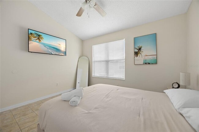 Building Photo - 2116 Cypress Bay Blvd