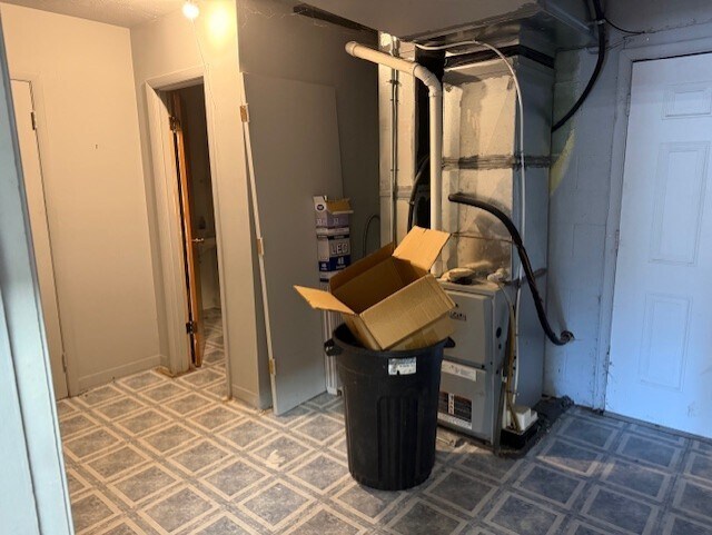 Building Photo - 2241-2243 Franklin St