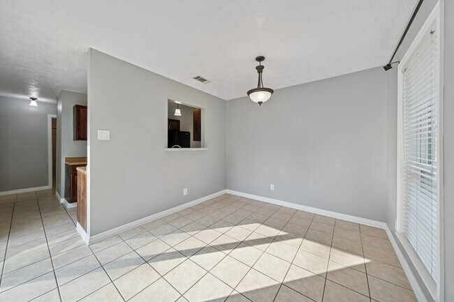 Building Photo - 3908 Colorado Ave