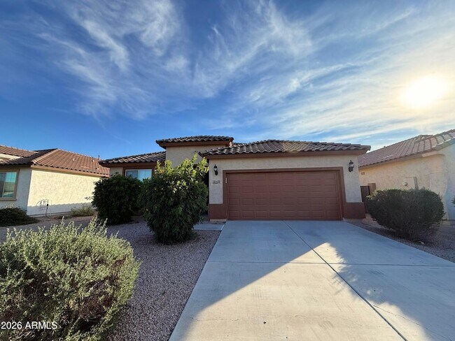 Building Photo - 943 W Danish Red Trail