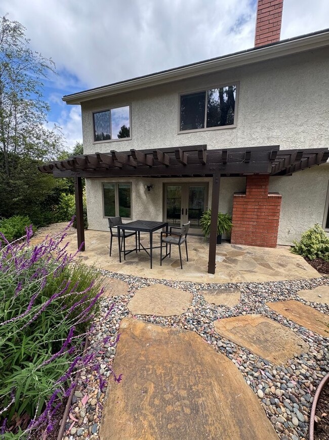 Building Photo - Charming Home with Lavender Gardens & Hot Tub Retreat