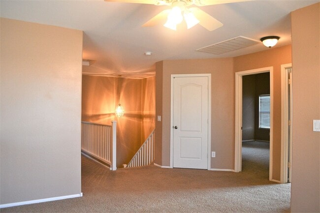 Building Photo - 1633 E Melanie St