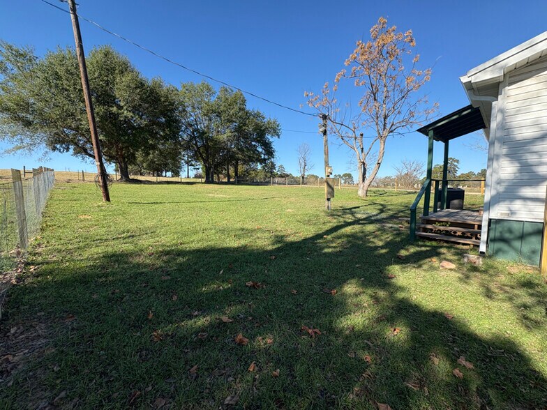 Building Photo - 200 Jenkins Rd