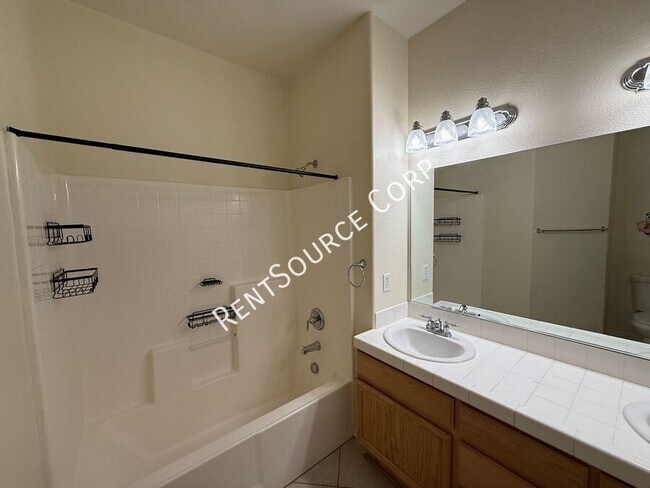 Building Photo - 3714 Pondera St
