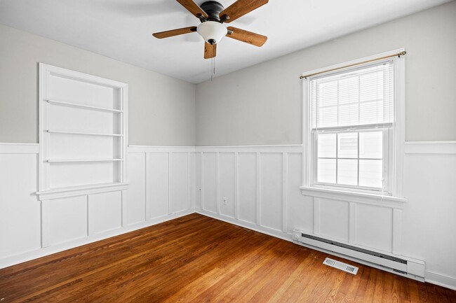 Building Photo - Quaint 2 Bedroom 1 Bath Home in Henrico!!