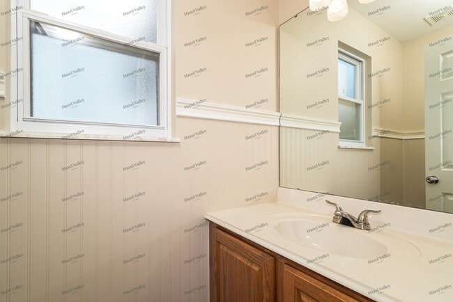 Building Photo - 1737 Western Pines Ct