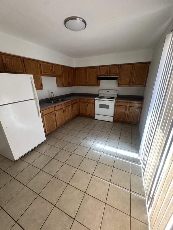 Building Photo - 1309 N Arbor Ave