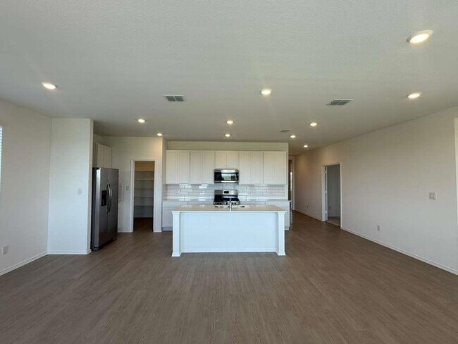 Building Photo - 228 Rodney Boat Rd