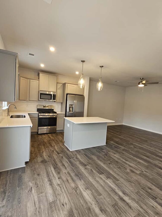 Building Photo - 252 Santorini Wy