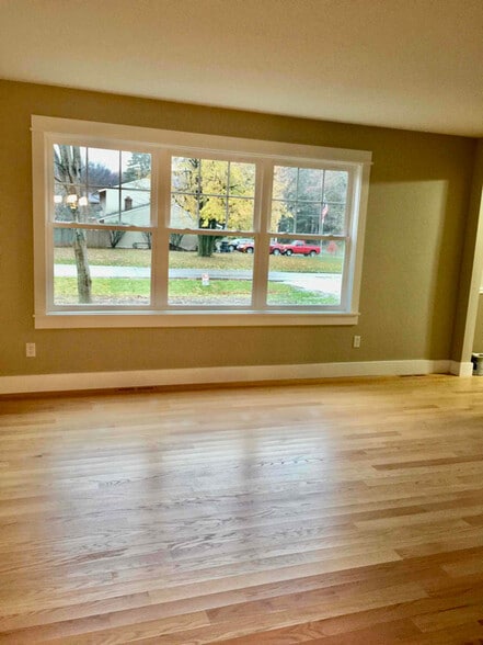 Building Photo - 1481 Trebor Rd