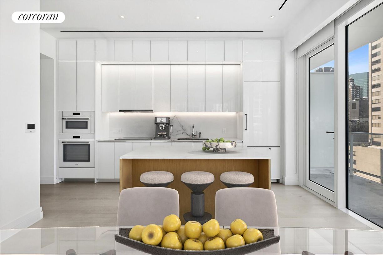 Building Photo - 200 E 59th St