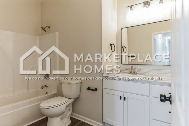 Building Photo - 1627 North St SE