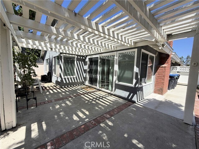Building Photo - 31 Shearwater