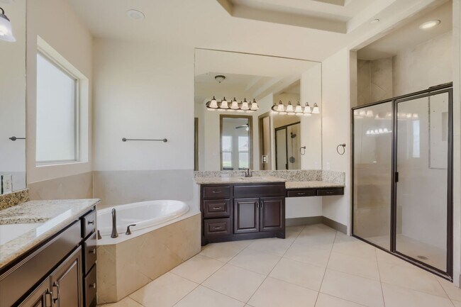 Building Photo - 5923 Dewdrop Ln