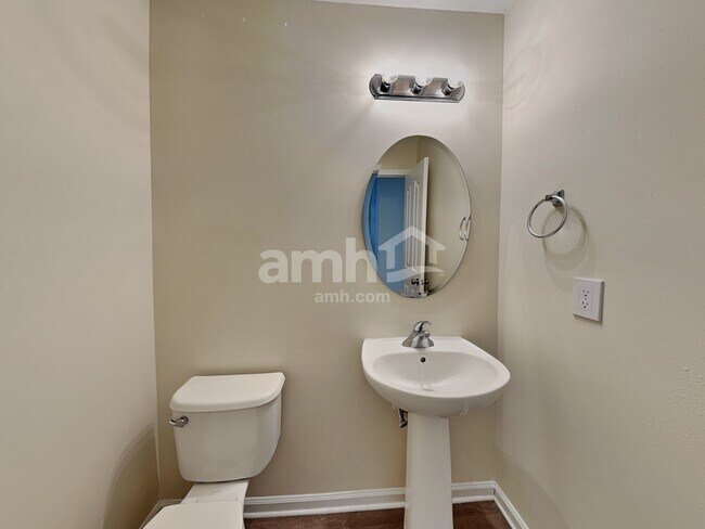 Building Photo - 133 Mount Olivet Dr