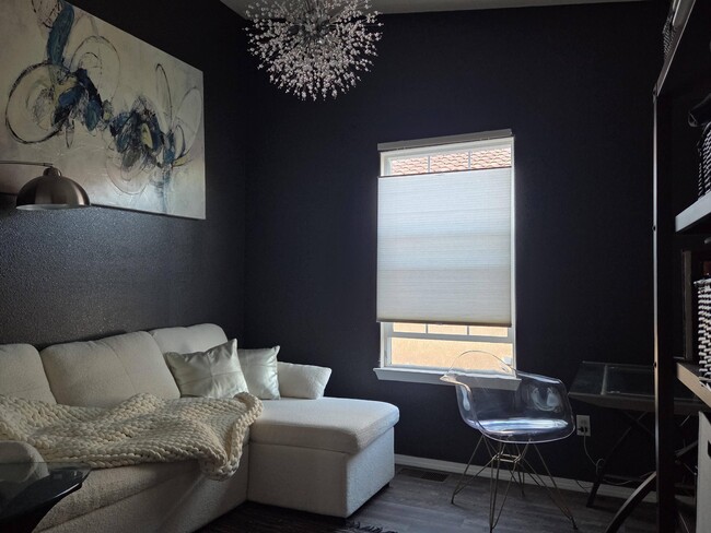 Building Photo - 939 Tambora St NW