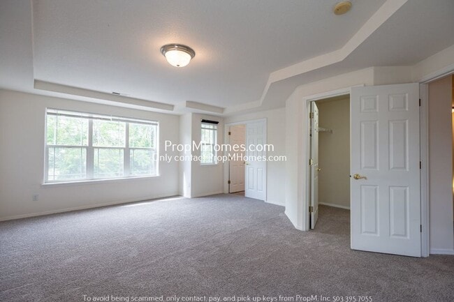 Building Photo - 7561 SW Thornton Dr