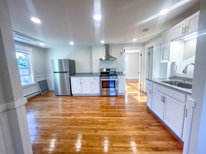 Kitchen - 14 Schley St