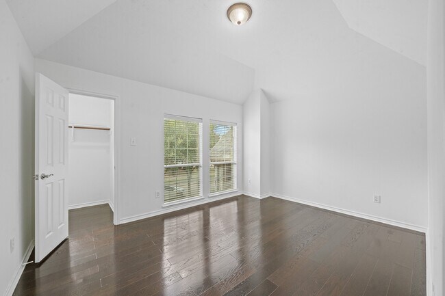 Building Photo - 10926 Wynfield Springs Dr