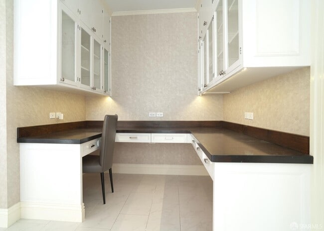 Building Photo - 2505 Divisadero St