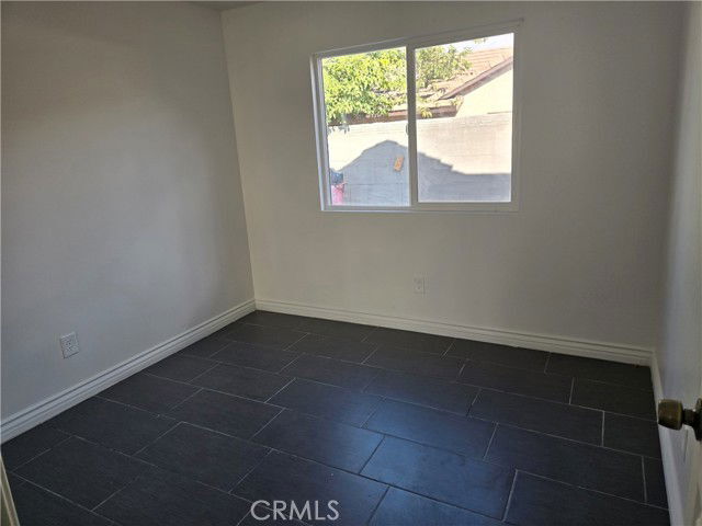 Building Photo - 2111 W Ave P8