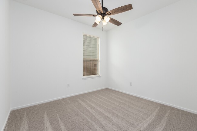 Building Photo - 16419 Windy Cove Ct