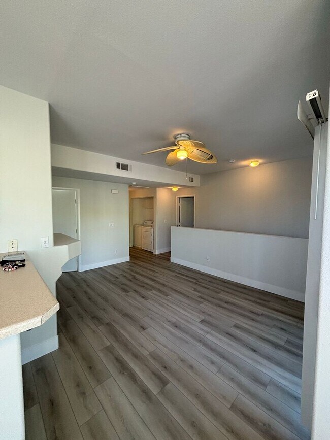 Building Photo - *CUTE 2 MASTER BEDROOM CONDO IN GATED COMMUNITY!!*