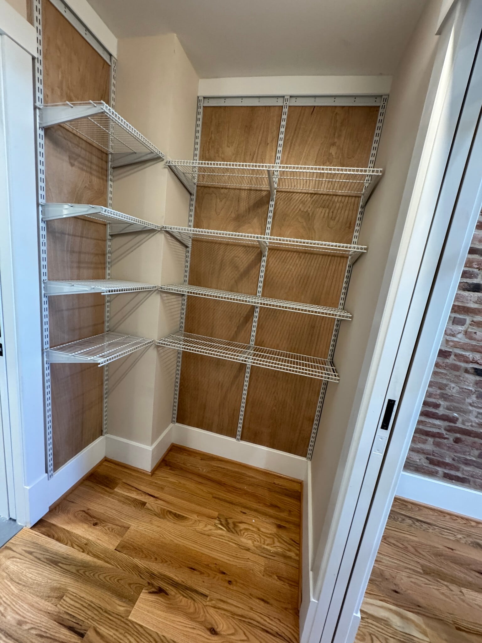 Walk In Closet - 2031 Maryland Ave