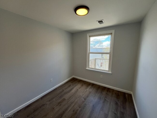 Building Photo - 389 Myrtle Ave