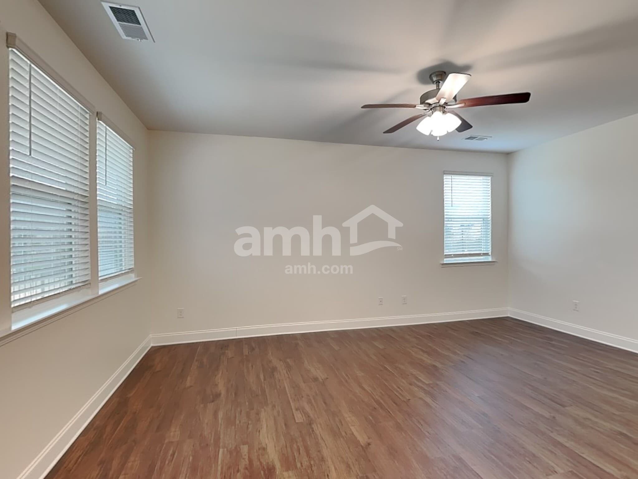 Building Photo - 106 Cairo Ct