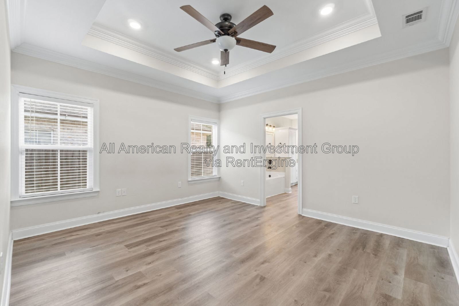 Building Photo - 331 Adams Dr